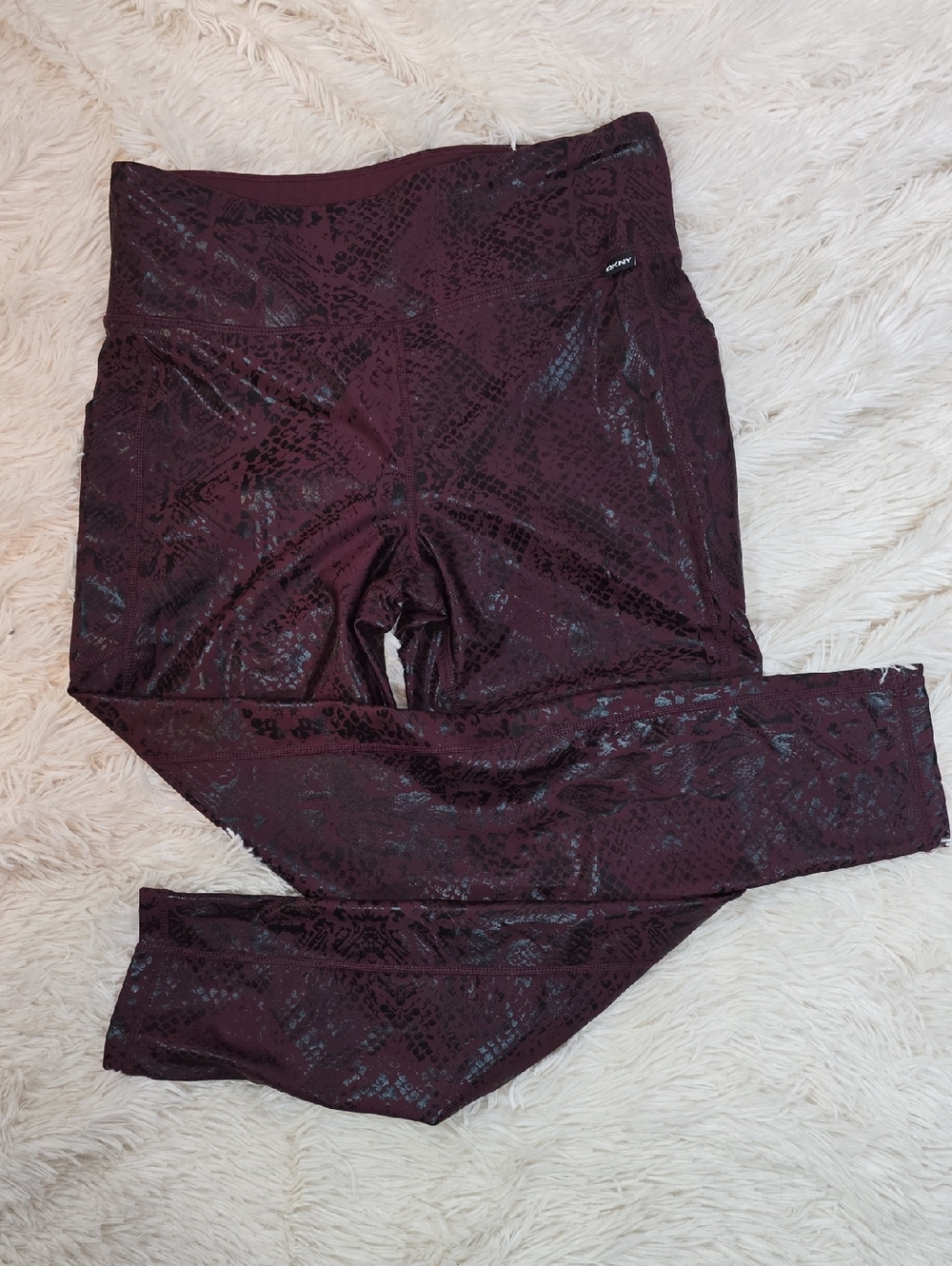 DKNY SPORT Burgundy Snake-Print Workout/Performance Leggings Size L EUC